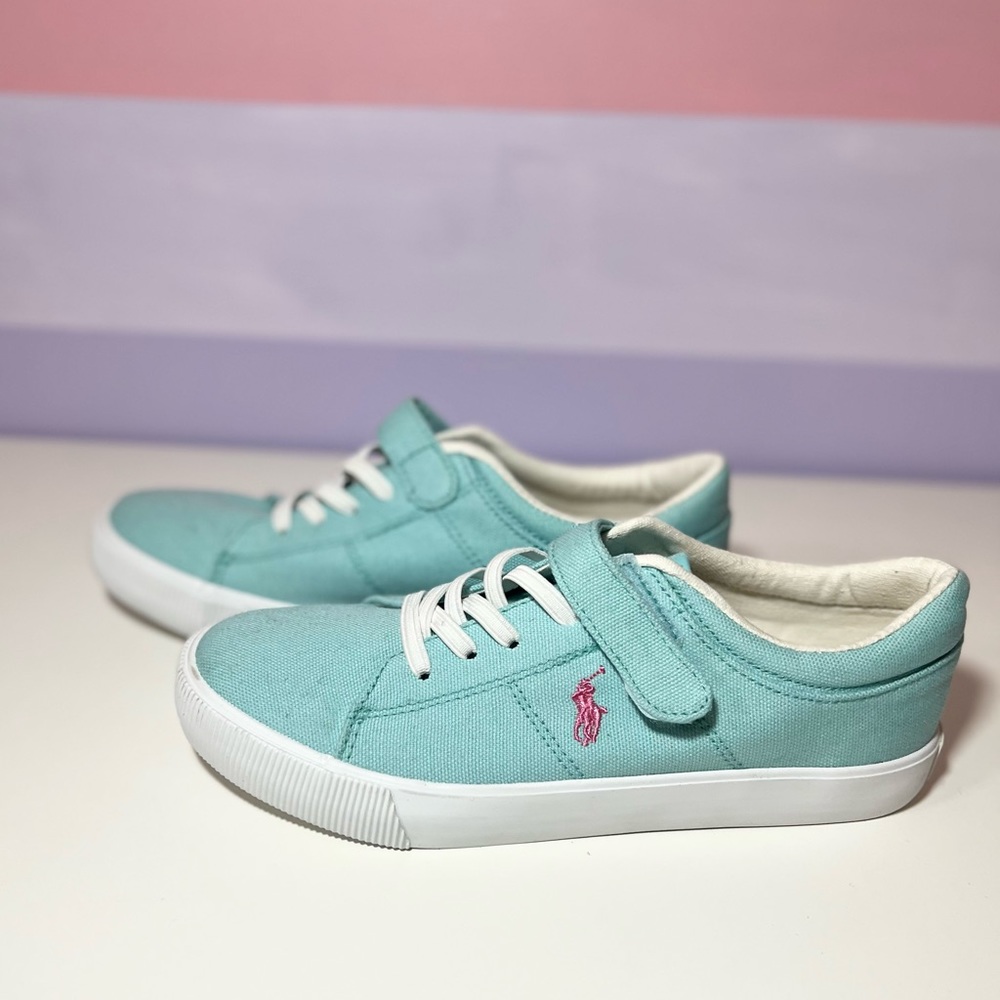 Ralph Lauren Teal big girl shoes size 2.5, NWT